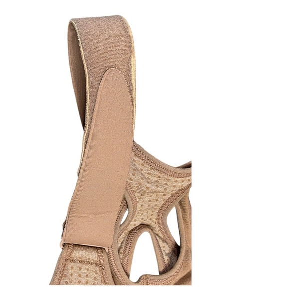 SheFit Tan Low‎ Impact Sports Bra 4 Luxe - Picture 9 of 16